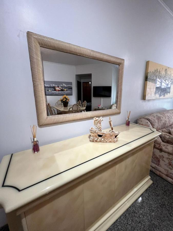 Apartamento No Guaruja Enseada A Beira Mar, Otima Localidade E Com Ar Condicionado Luaran gambar